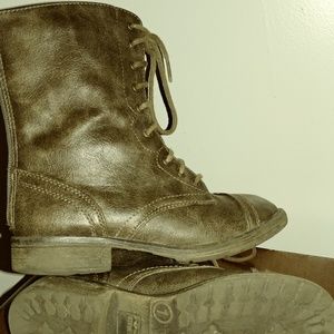 Steve Madden combat boots